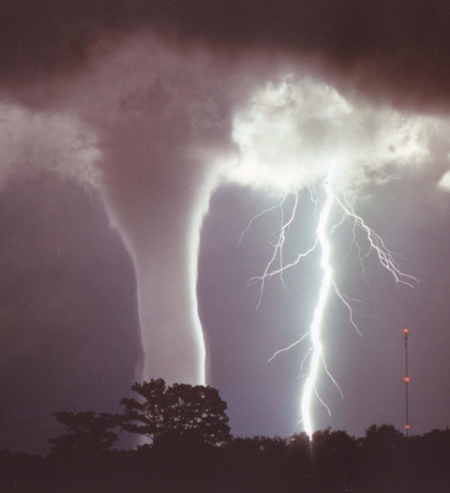 tornado photo by noaa